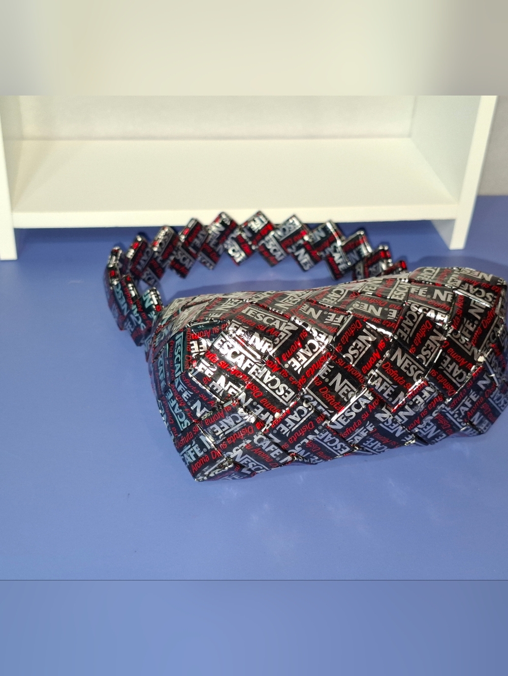 🎆SALE🎆 Vintage Recycled Nescafé Instant Coffee Wrappers Mini Handbag - Picture 5 of 6